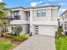 17197 Teton River Rd in Boca Raton, FL - Building Photo
