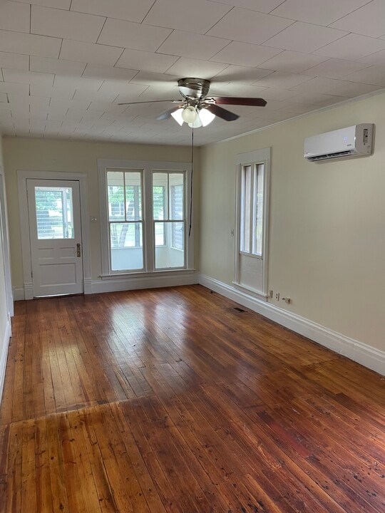 1415 Pine Bluff St in Malvern, AR - Foto de edificio