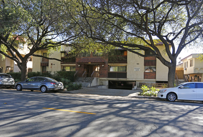 466 Riverdale Dr in Glendale, CA - Foto de edificio - Building Photo