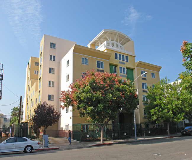 Arirang Senior Villa in Los Angeles, CA - Building Photo - Building Photo