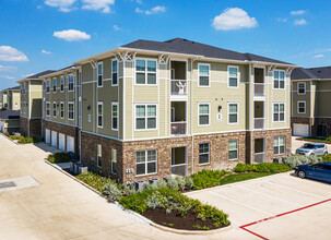 Riverhaus Creekside in New Braunfels, TX - Building Photo - Building Photo