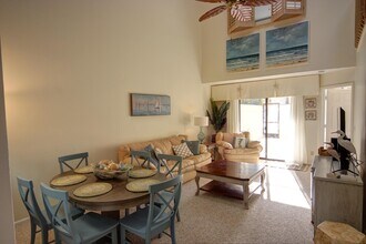 508 Sea Oats Dr in Juno Beach, FL - Building Photo - Building Photo