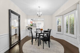 4242 Van Nuys Blvd in Sherman Oaks, CA - Building Photo - Building Photo