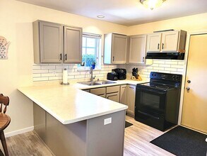 1 Sonora Ct in Madison, WI - Building Photo - Building Photo