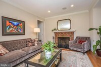 4963 Crescent St in Bethesda, MD - Building Photo - Building Photo