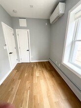 945 77th St in Brooklyn, NY - Building Photo - Building Photo