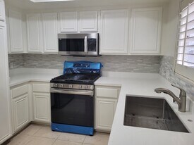 1329 E Grand Ave in El Segundo, CA - Building Photo