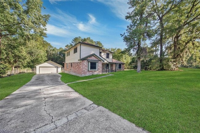 property at 10071 Woodhollow Dr