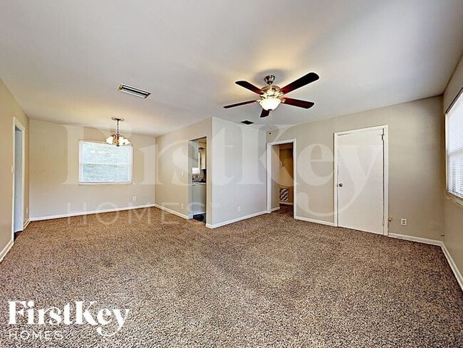 6012 Regiment Dr in Jacksonville, FL - Building Photo - Building Photo