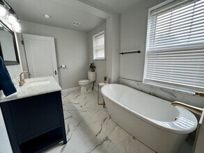 4912-4924 Hampton Ave-Unit -4922 N in St. Louis, MO - Building Photo - Building Photo