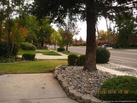 6516 N Blythe Ave in Fresno, CA - Building Photo - Building Photo