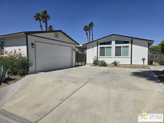 property at 74626 Stage Line Dr