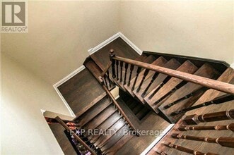 108 Hollywood Hill Cir in Vaughan, ON - Building Photo - Building Photo