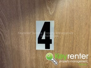 7630 S Yakima Ave in Tacoma, WA - Building Photo - Building Photo