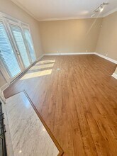 2046 Graybar Ln in Nashville, TN - Building Photo - Building Photo