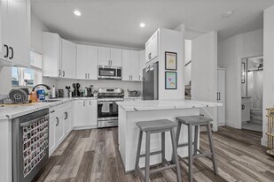 5161 Brockbank Pl in San Diego, CA - Building Photo