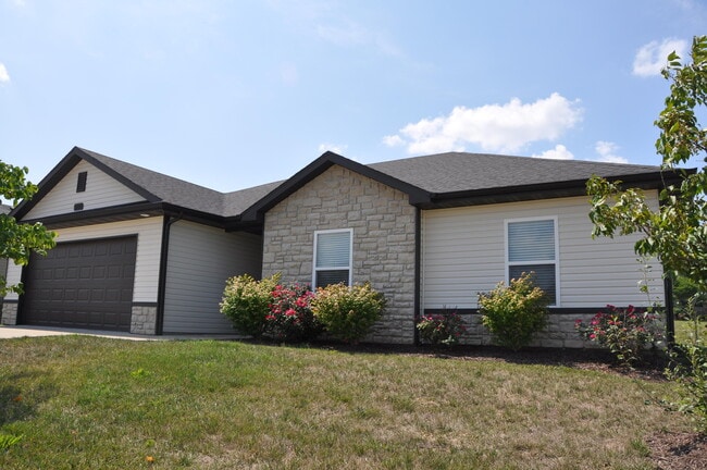 5727 Abercorn Dr in Columbia, MO - Building Photo - Building Photo