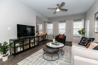 Willowest in Lindbergh in Atlanta, GA - Foto de edificio - Building Photo