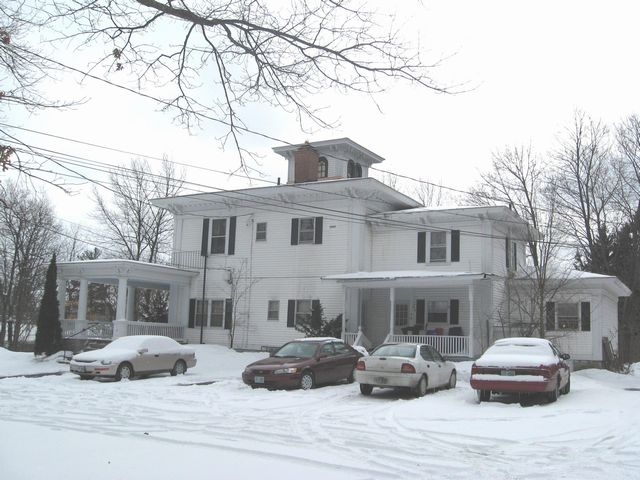 15 Fairmount St in Nashua, NH - Building Photo