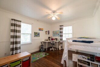 3212 32nd St in Lubbock, TX - Foto de edificio - Building Photo