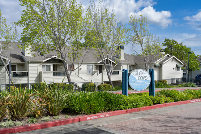 Glen Cove Landing in Vallejo, CA - Building Photo - Building Photo