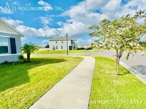 5535 Hollingworth Trl in Wesley Chapel, FL - Building Photo - Building Photo