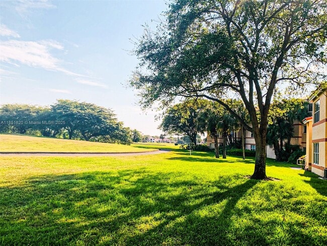 property at 3360 Pinewalk Dr N