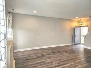 306 Parkside Dr in Shorewood, IL - Building Photo - Building Photo