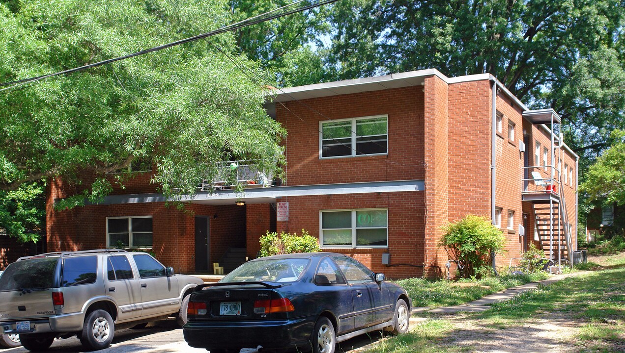 Student Housing by NC State in Raleigh, NC - Foto de edificio