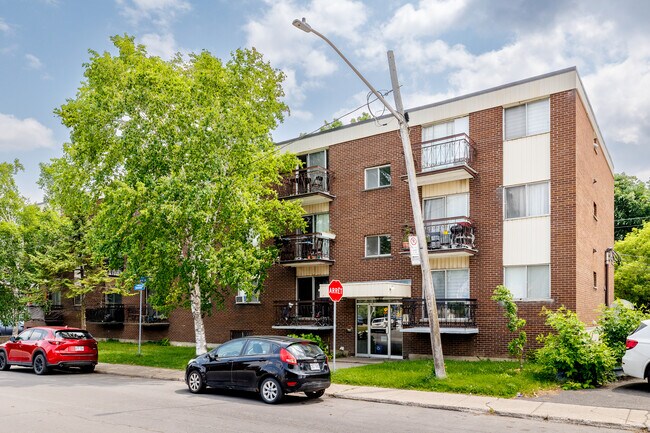 4160 Du Souvenir Ch in Laval, QC - Building Photo - Primary Photo