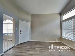 10218 Basin Field Dr in San Antonio, TX - Building Photo - Building Photo