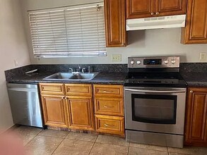 8405 W Sells Dr in Phoenix, AZ - Building Photo - Building Photo