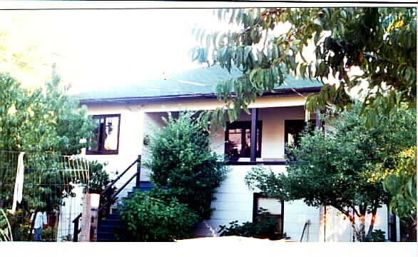 18 Fern Ln in San Anselmo, CA - Foto de edificio