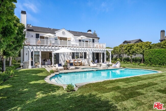 28870 Hampton Pl in Malibu, CA - Building Photo - Building Photo
