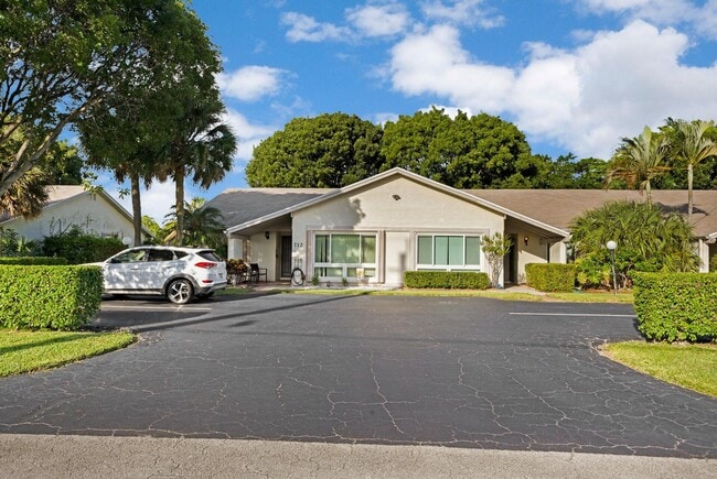 property at 708 Lago Rd