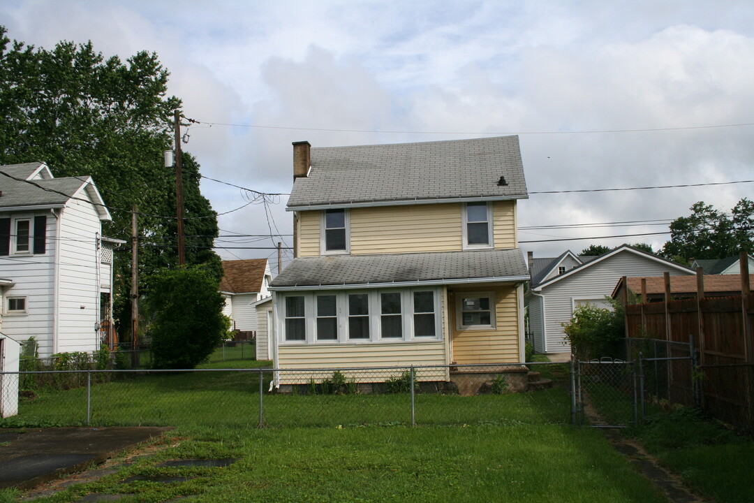 2223 Boyd Ct in Williamsport, PA - Building Photo