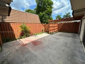 9106B SW 20th St in Davie, FL - Building Photo - Building Photo
