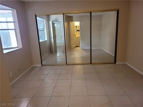 429 N Lamb Blvd in Las Vegas, NV - Building Photo - Building Photo