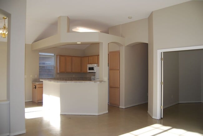 1162 Tule Dr in Reno, NV - Building Photo - Building Photo