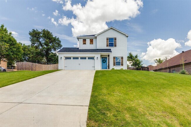 8916 Holt St in Lakeside, TX - Building Photo - Building Photo