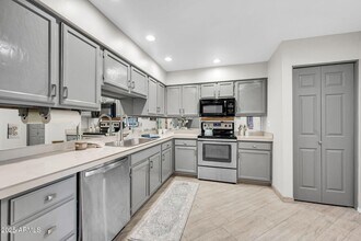 9115 E Purdue Ave in Scottsdale, AZ - Building Photo - Building Photo