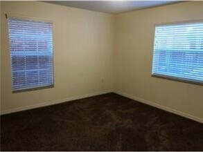 3601 Cypress Gardens Rd-Unit -15 in Winter Haven, FL - Foto de edificio - Building Photo