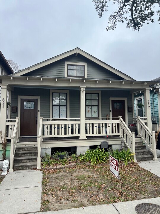 621 S Alexander St in New Orleans, LA - Building Photo