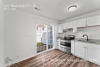 109 Madison Ct in Stafford, VA - Building Photo - Building Photo