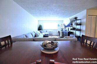 5050 Washington St, Unit 450 in Boston, MA - Building Photo - Building Photo