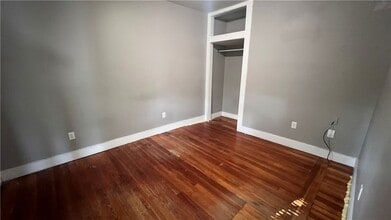 58 Roanoke St in Providence, RI - Building Photo - Building Photo