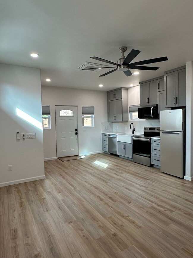 1410 Crown Way in Paso Robles, CA - Building Photo - Building Photo