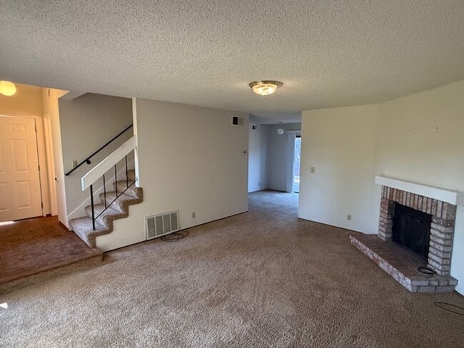 property at 573 Willow Ct