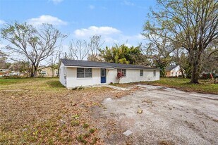 6924 E 21st Ave in Tampa, FL - Building Photo