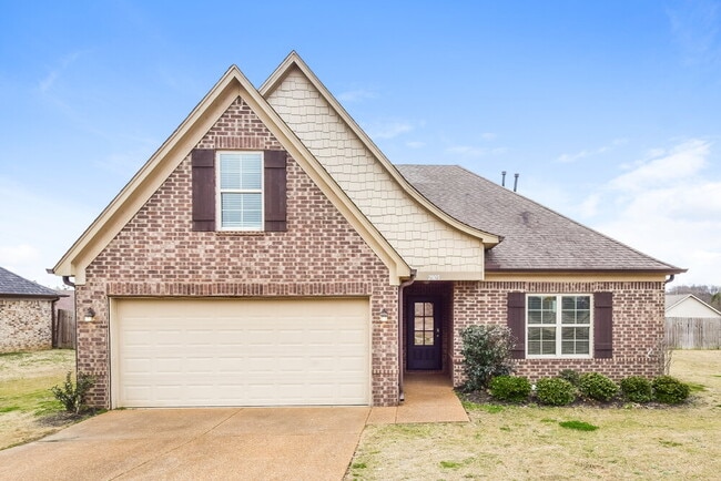 property at 2805 S Cherry Dr